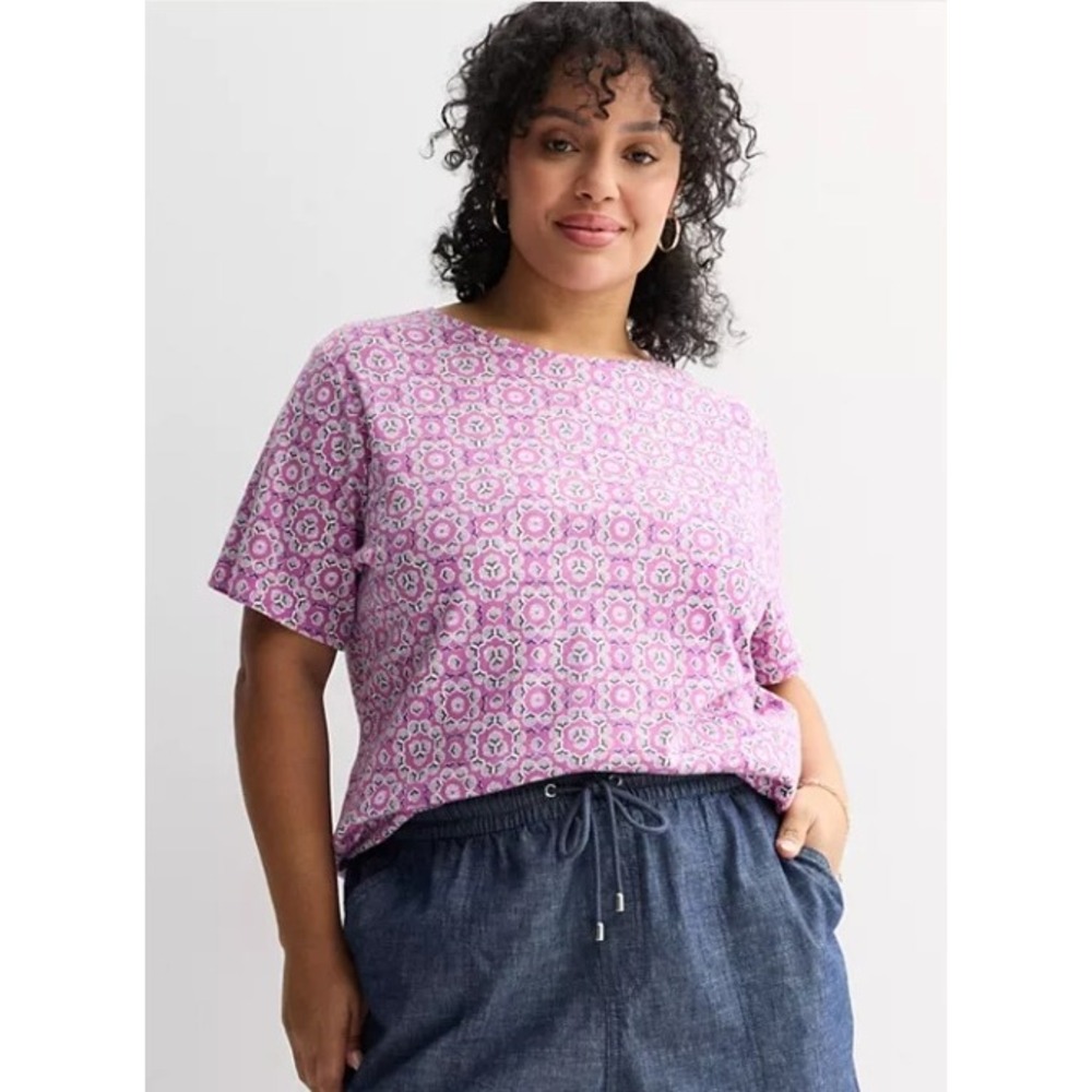 Croft & Barrow The Classic Tee 1X Orchid Bloom Pink Floral Medallion Crew NWT